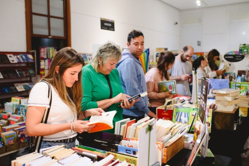 Convocatoria a escritores para la 29 Feria del Libro y 4 Festival